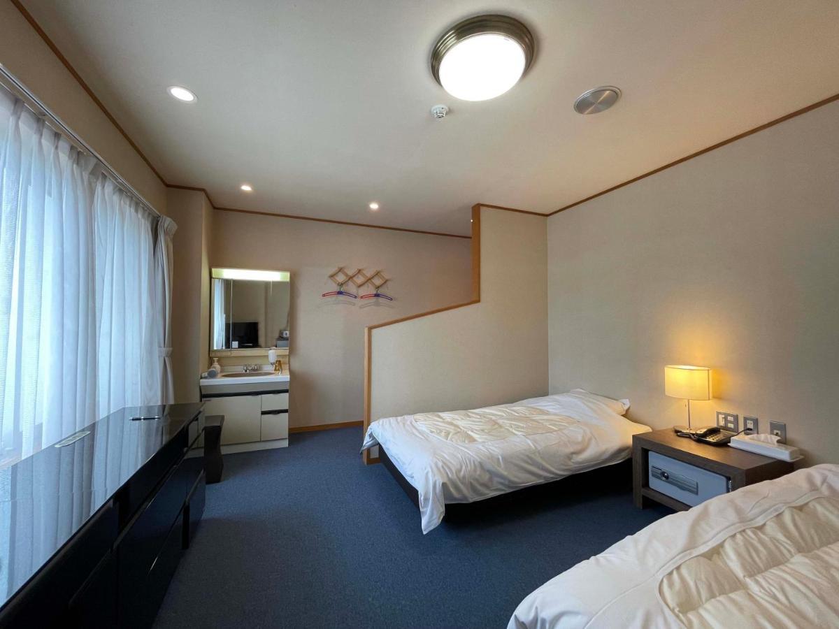 Marina Kaikuu Hotel 2*